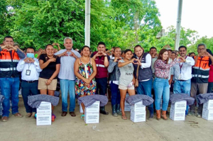 Se entregan víveres para comunidades incomunicadas