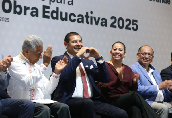 El gobernador Alejandro Armenta instruyó una auditoría al ISSSTEP