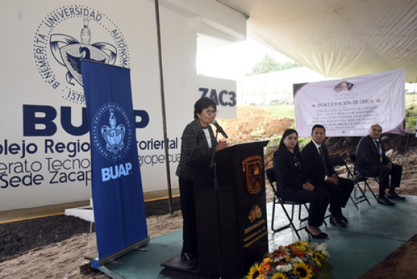 BUAP inaugura nuevo edificio de Bachillerato en Zacapoaxtla