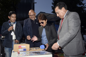 La BUAP fomenta la lectura con su &quot;Biblioteca itinerante&quot;