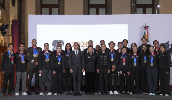 Sheinbaum anuncia aumento a becas deportivas