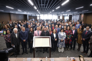 Congreso conmemora Aniversario de la Constituci&oacute;n Mexicana