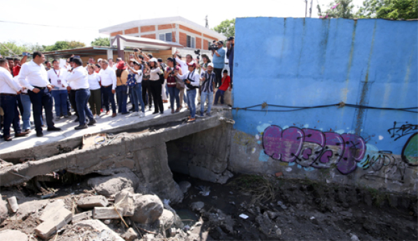 Las familias afectadas por la tromba, recibieron  electrodomésticos