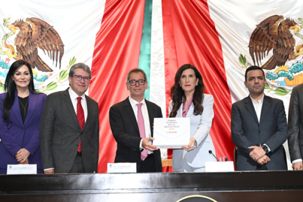 SHCP entrega Paquete Económico 2026 a la Cámara de Diputados