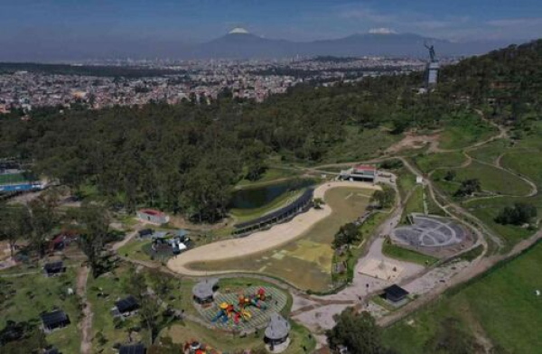Celebra la navidad en los parques de Puebla