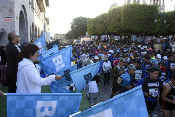 900 corredores participaron en el Trail Bosque de Niebla BUAP