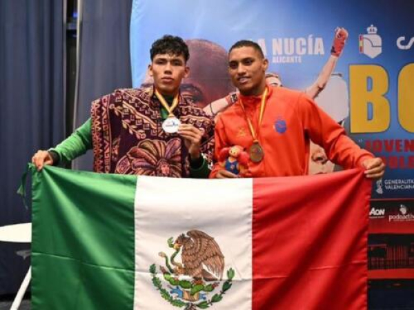 Conalep Puebla brilla en torneo mundial de box