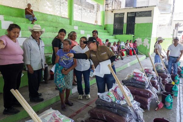 Llega apoyo para damnificados en Pantepec