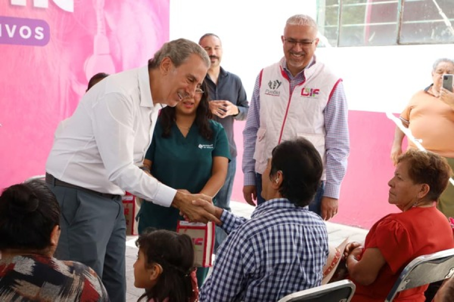 Entregan apoyos del programa “Oír para Vivir”
