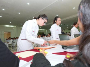 Estudiantes de USEP eligen plaza de servicio social