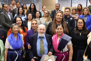 Cayuqui impulsor del Festival Huey Atlixc&aacute;yotl es reconocido