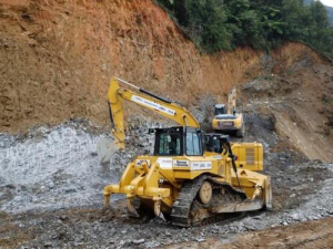 Módulos de Maquinaria reabre caminos en Eloxochitlán