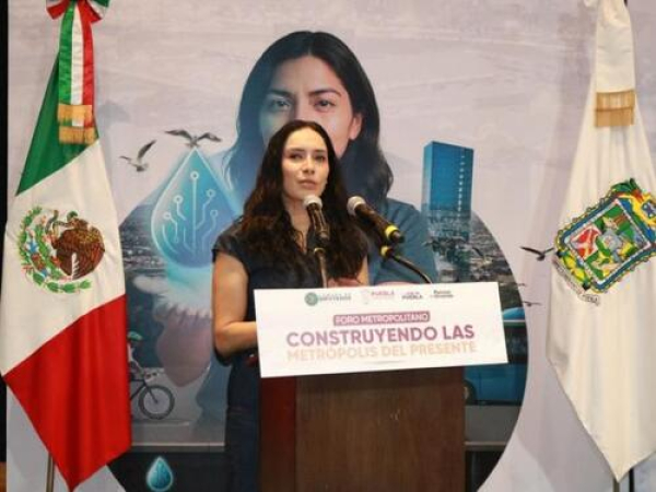 Medio Ambiente presente en foro “Construyendo Metrópolis del Presente”.