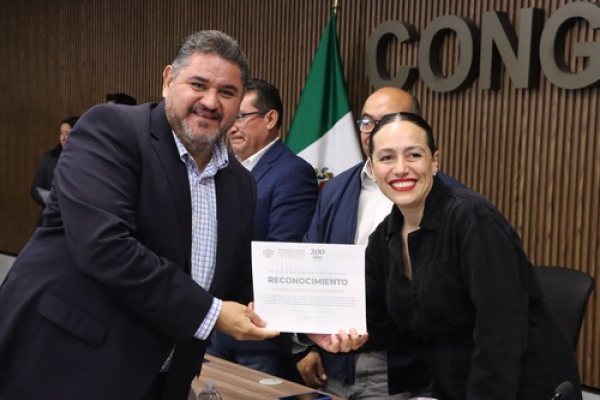 El Congreso de Puebla reconoce al mezcal poblano