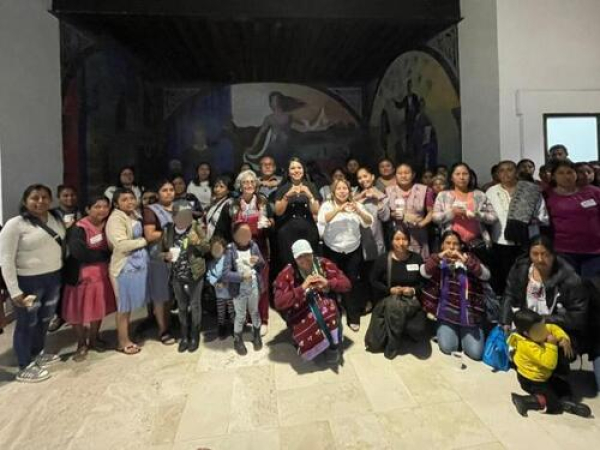 Red de Mujeres crece con fuerza en Puebla