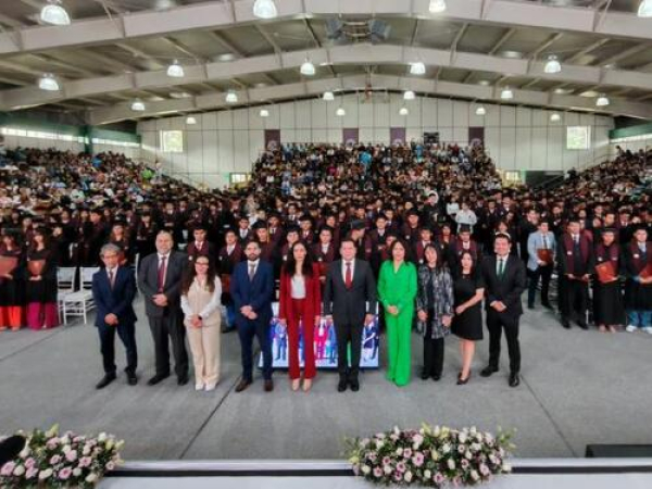UTP gradua a 1ra generación de maestrías