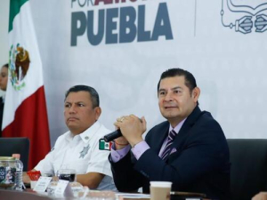 Diálogo y apego a la ley con organizaciones sociales: Armenta