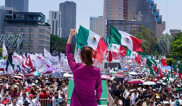 Presidenta Sheinbaum conmemora triunfo electoral