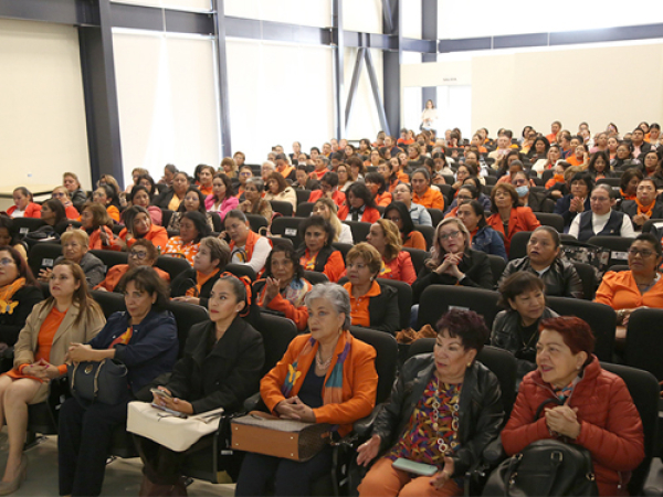 Capacita SEP a más de 742 mil alumnos y trabajadores en igualdad de género