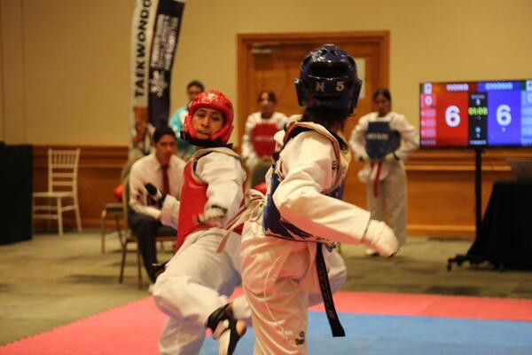 UTP logra dos oros en TKD nacional