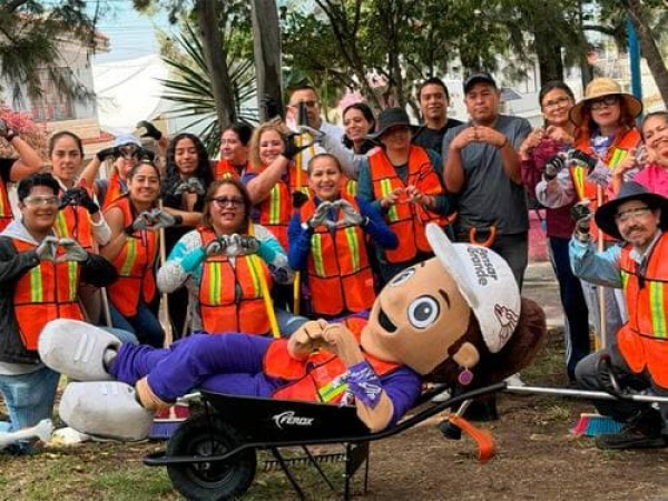 Realizan faena en parque de Lomas de San Miguel