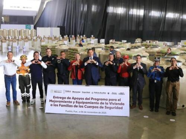Entregan 110 mdp en apoyos de vivienda a policías