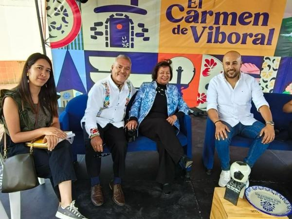 Puebla en &quot;Saberes Cerámicos&quot; de Colombia