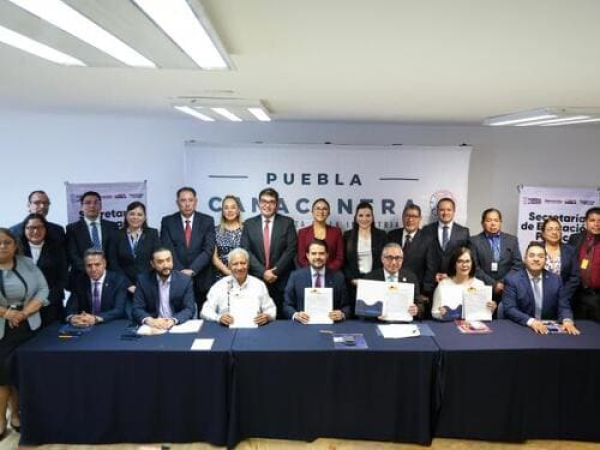 SEP y CANACINTRA firman convenio educativo