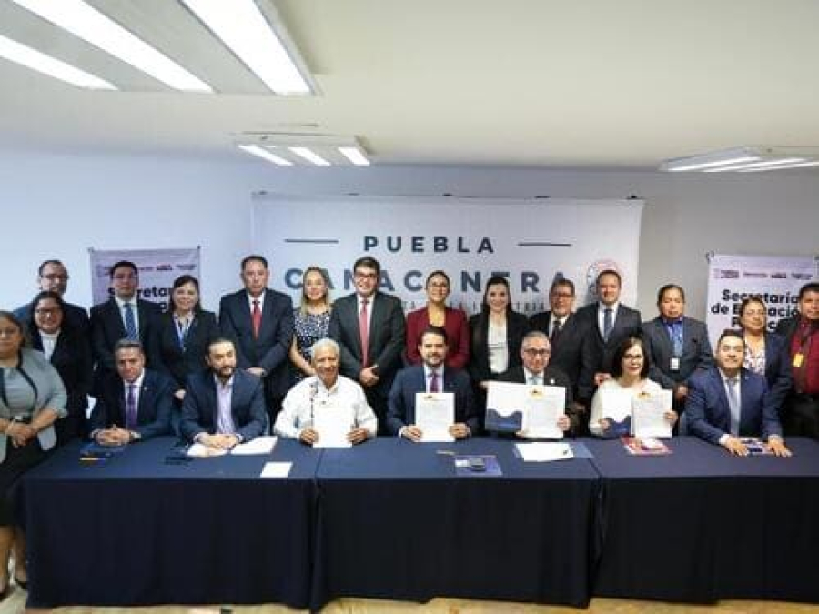 SEP y CANACINTRA firman convenio educativo
