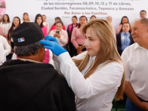 Cinco regiones reciben más de 2 mil beneficios del SEDIF