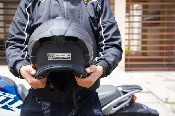 SMT inicia entrega de chips para motociclistas