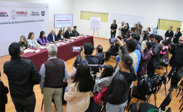 Secretaría de Desarrollo Económico firma dos convenios