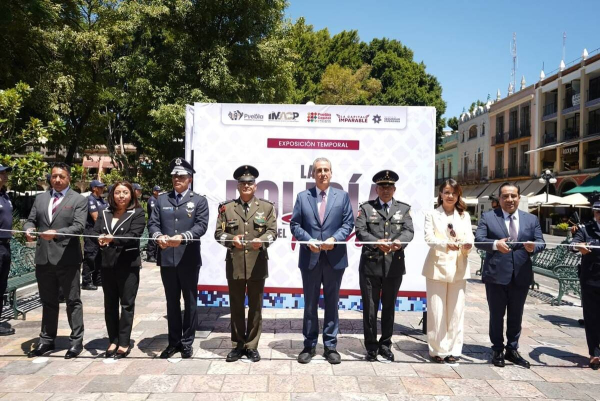 Ayuntamiento comemora Mes de las y los Policías