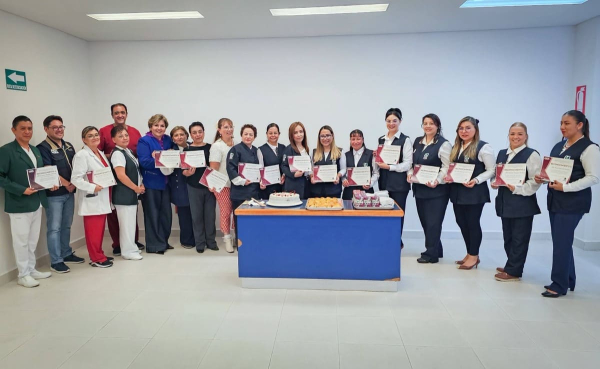 Diputada Floricel visita Hospital de Teziutlán