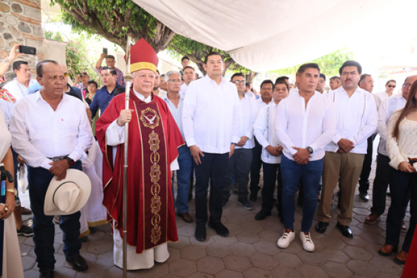 Se inicia el programa de &quot;Obra Comunitaria&quot; en Santa Cruz Teotlalco