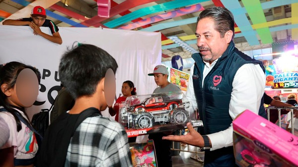 SEDIF acerca familias a la Feria de Puebla