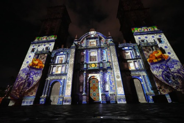 Inaugura Pepe Chedraui videomapping &quot;Septiembre Brilla&quot;