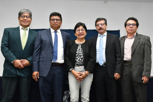 BUAP: Riden 1er informe en Facultad de Economía