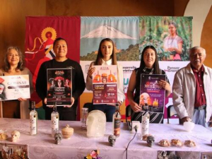 Tecali de Herrera celebra temporada de muertos