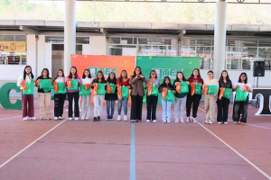 Entrega TecNM Teziutl&aacute;n uniformes a j&oacute;venes atletas