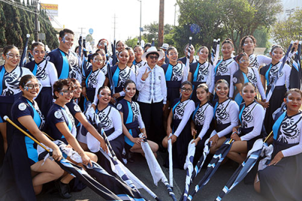 Participa BUAP en el desfile del 164 Aniversario de la Batalla 5 de Mayo