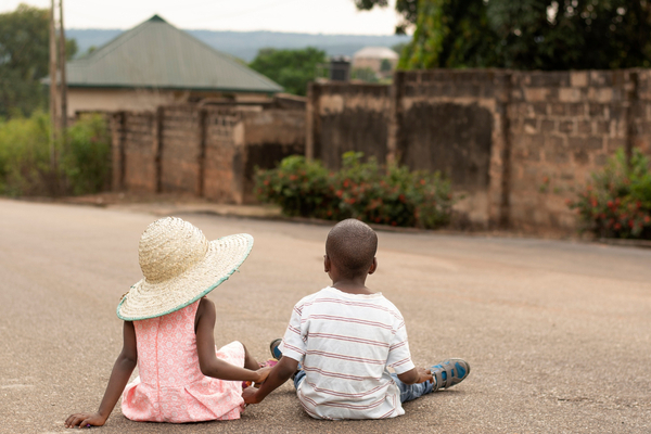 Investigan posible tráfico de niños haitianos en Chile