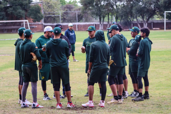 La Unidad Deportiva &quot;Mario Vázquez Raña&quot;, sede de la academia de Béisbol Pericos