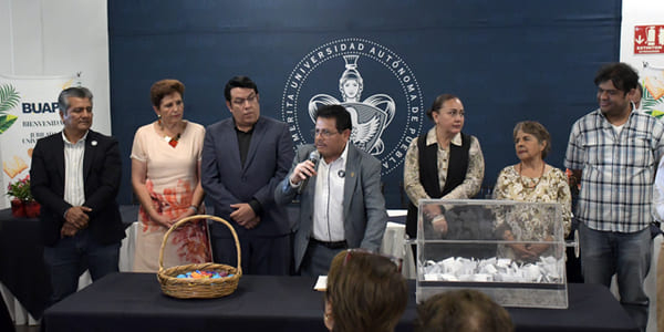 Celebra BUAP a jubiladas y jubilados universitarios