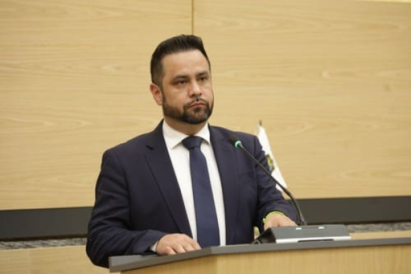 Plantean mejorar espacios públicos
