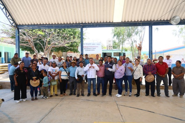 Pável Gaspar encabeza inauguración de Obras Comunitarias