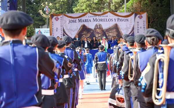 Reconoce SDyJ esfuerzo de estudiantes graduados