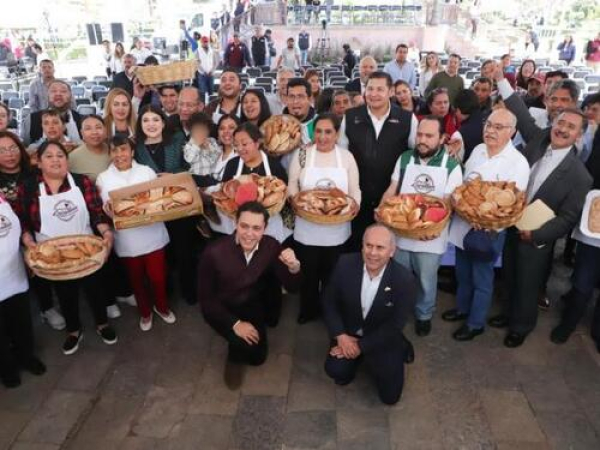 Pan de Zacatl&aacute;n recibe denominaci&oacute;n constitucional