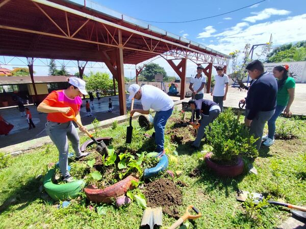 SEDIF realiza faena comunitaria en Amozoc