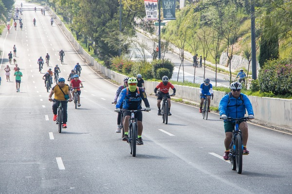 Participan más de 9 mil en Vía Recreativa Metropolitana